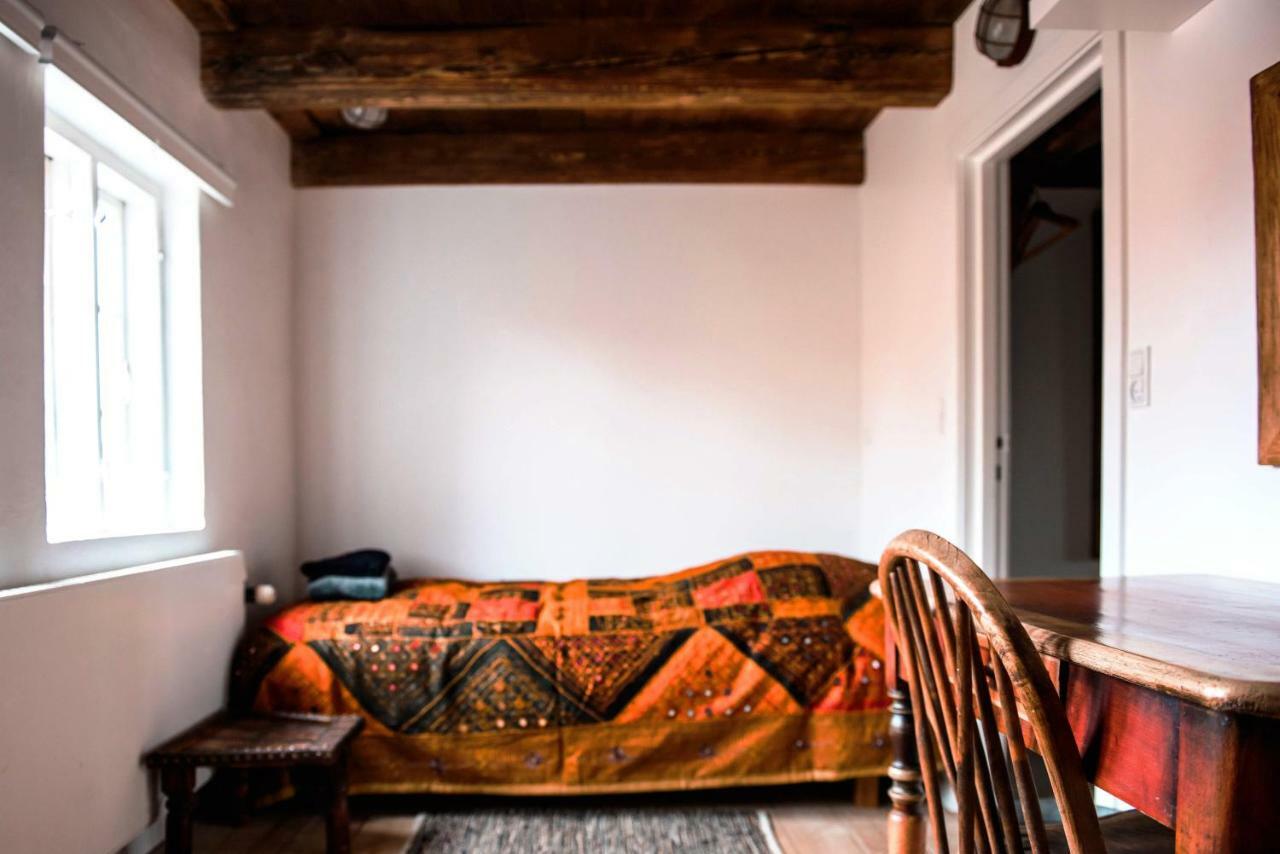 Andelen Guesthouse Эрёскёбинг Экстерьер фото